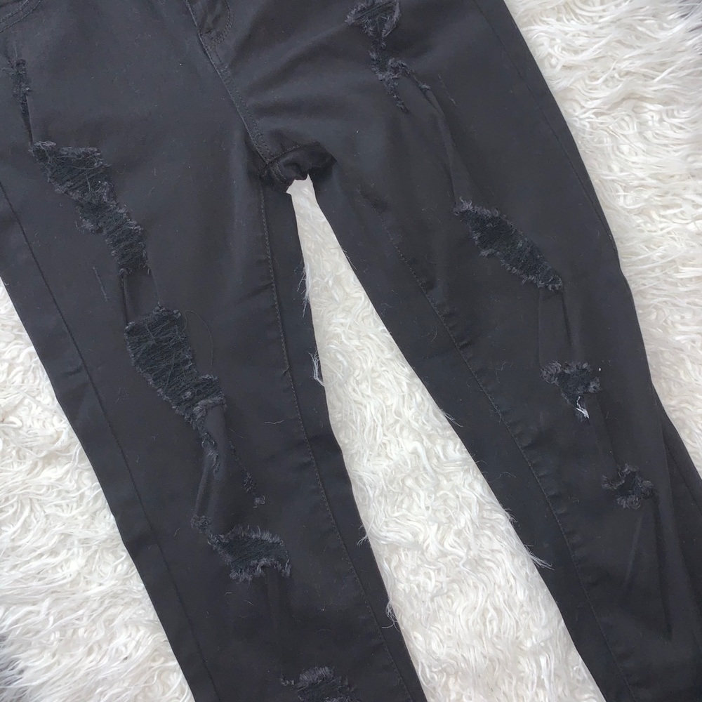 Black Distressed Jeans